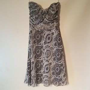 White House Black Market Lined Strapless Dres